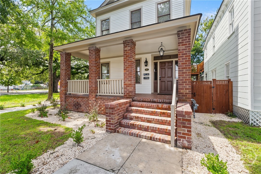 407 W 35th Street Property Photo 13