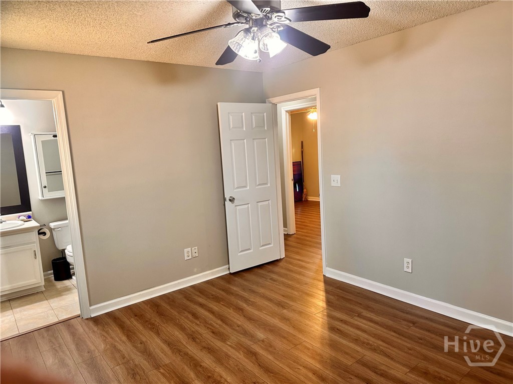 100 Usher Place Property Photo 12