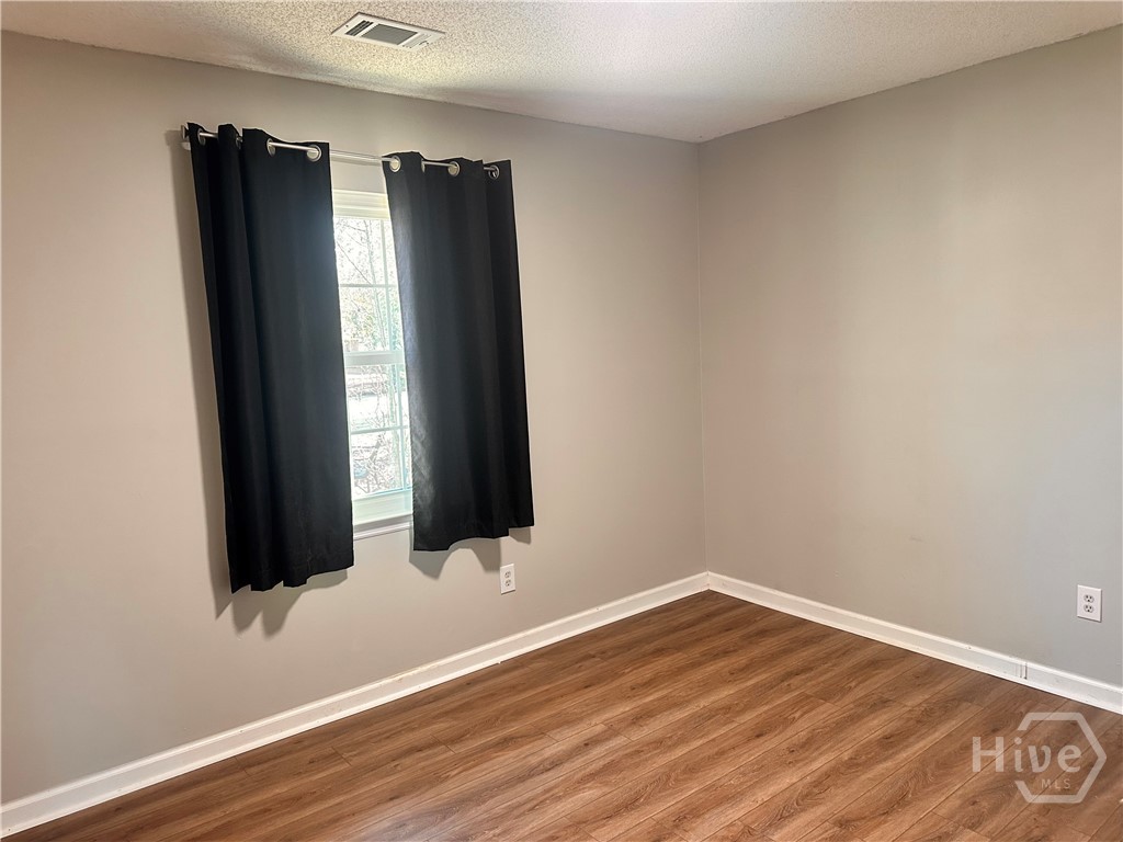 100 Usher Place Property Photo 19