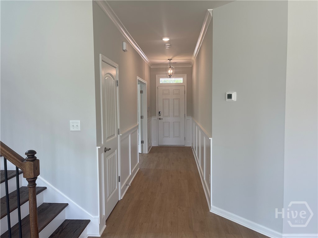 193 Champlain Drive Property Photo 3