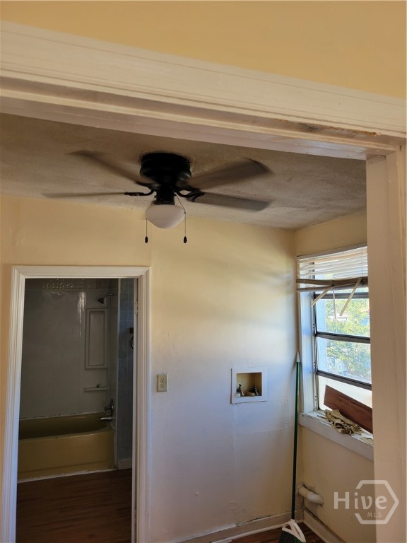1004-06 Stiles Avenue Property Photo 22