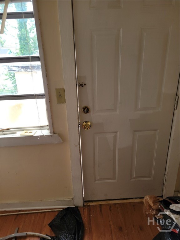 1004-06 Stiles Avenue Property Photo 24