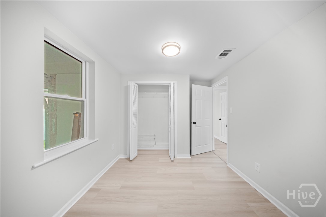 1117 W 41st Street Property Photo 19