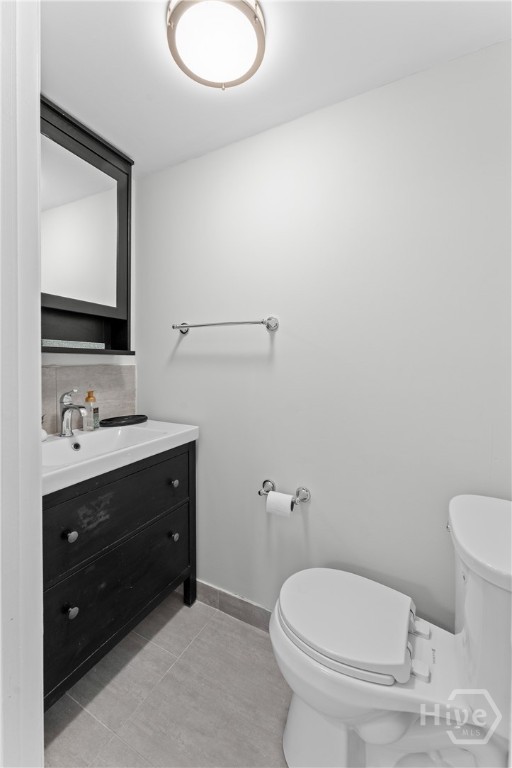 1117 W 41st Street Property Photo 24