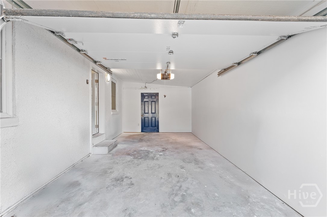 1117 W 41st Street Property Photo 26