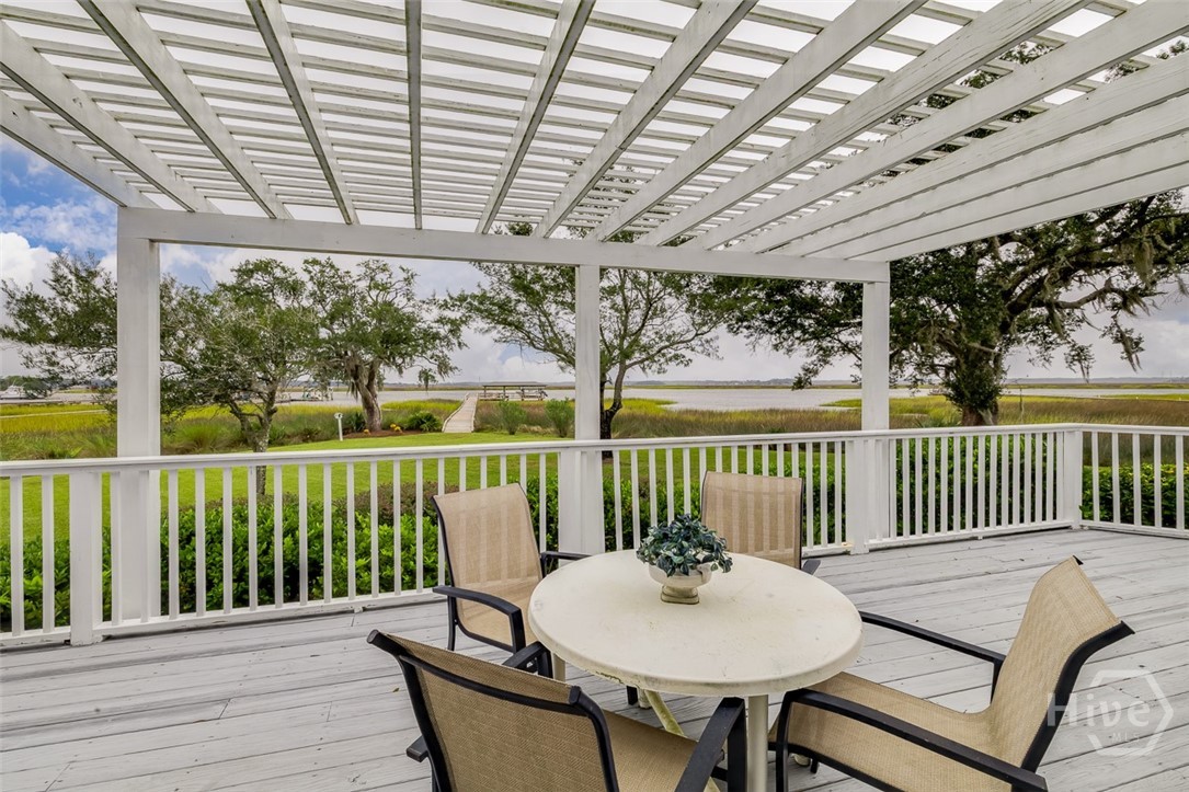 126 Shore Road Property Photo 2
