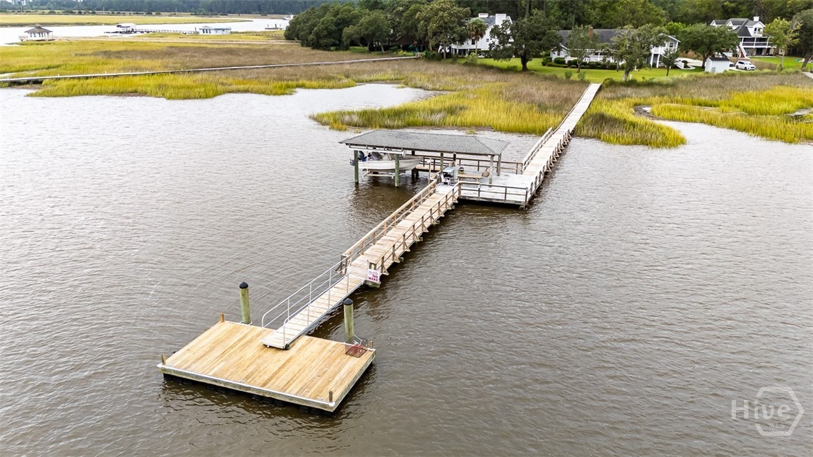 126 Shore Road Property Photo 4