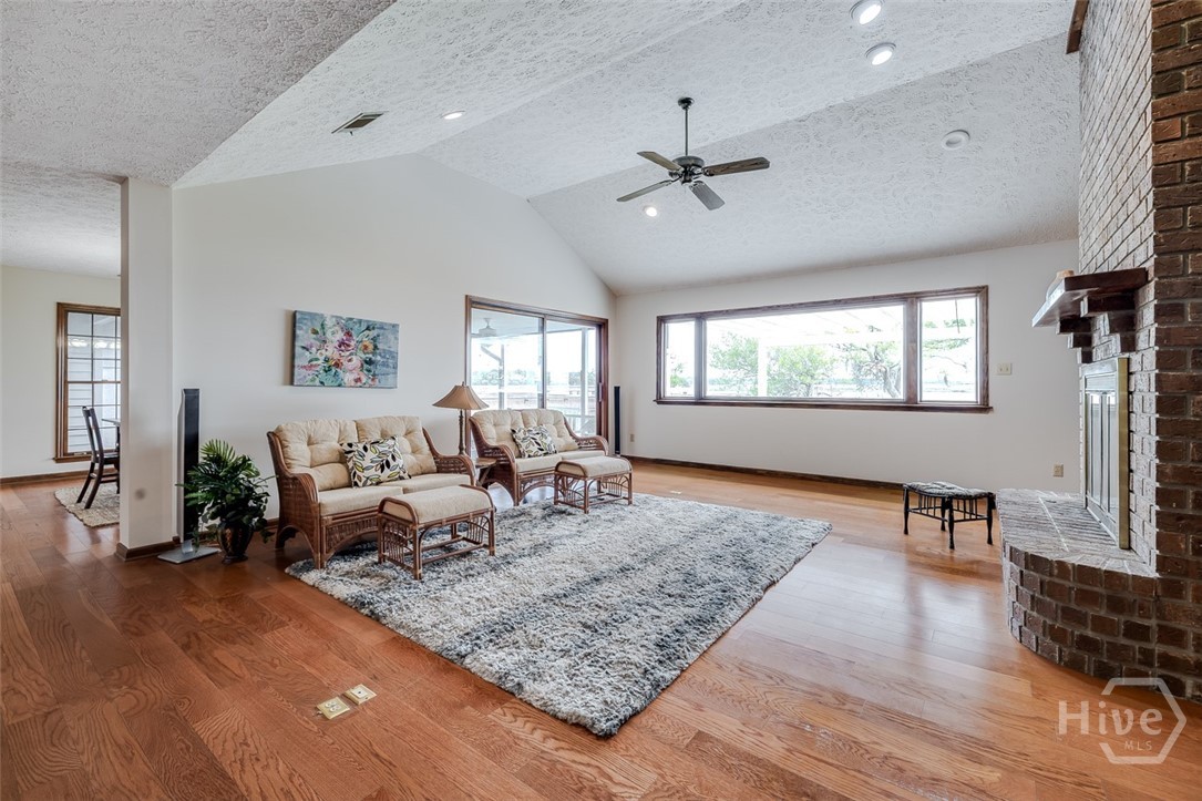 126 Shore Road Property Photo 14