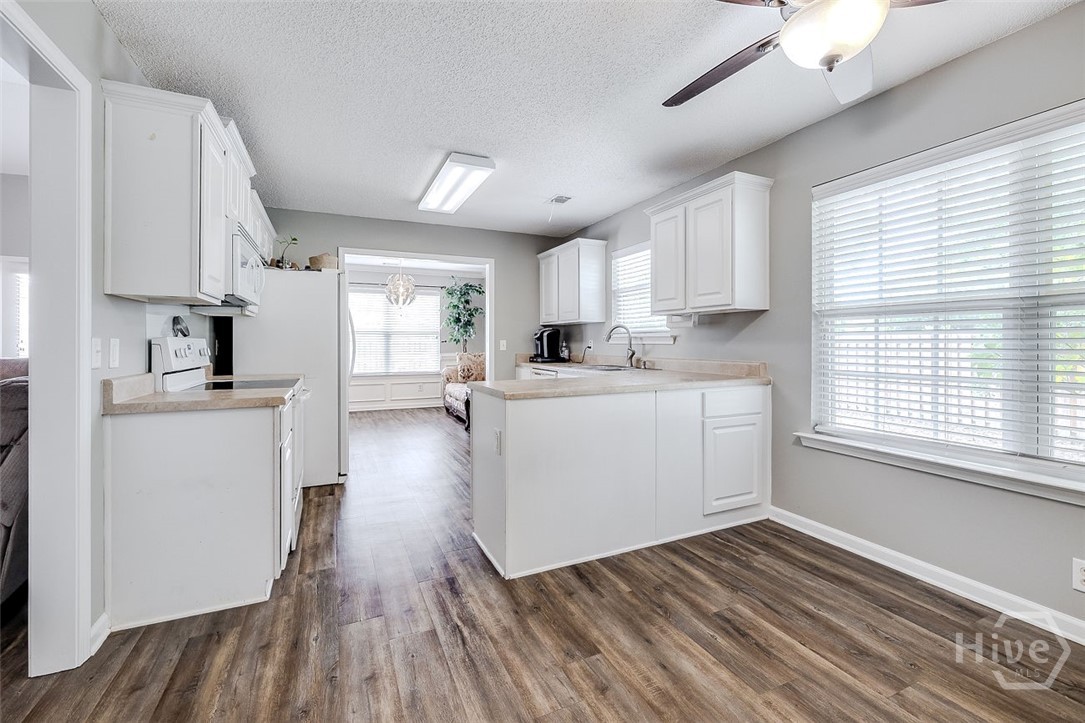 507 Cobblestone Circle Property Photo 10