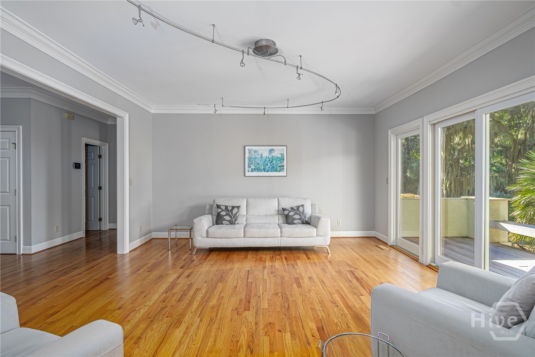 1 Bishopwood Court Property Photo 11