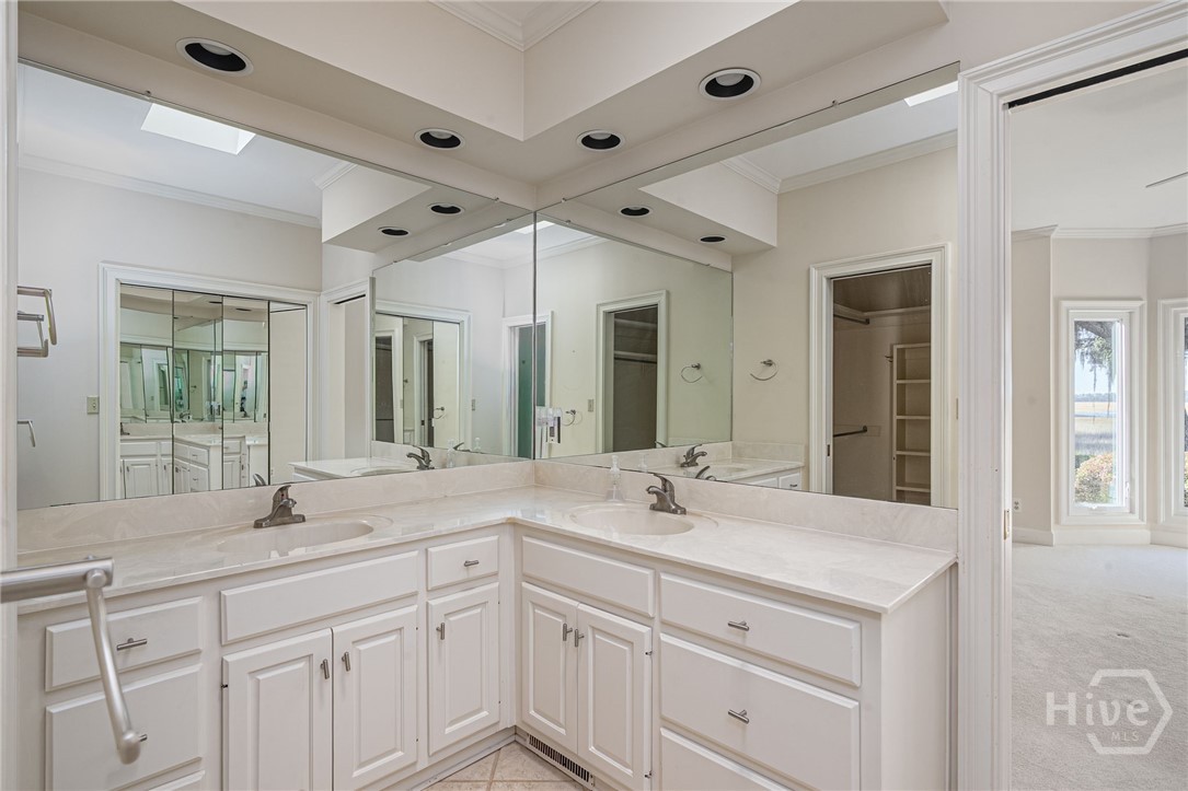 1 Bishopwood Court Property Photo 17