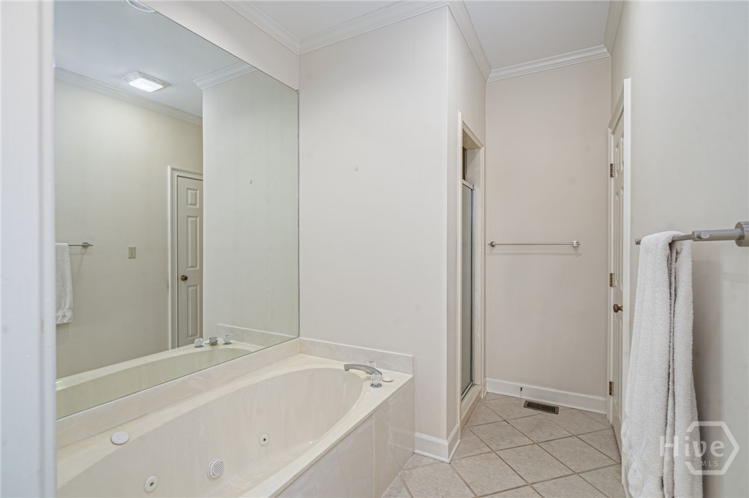 1 Bishopwood Court Property Photo 18