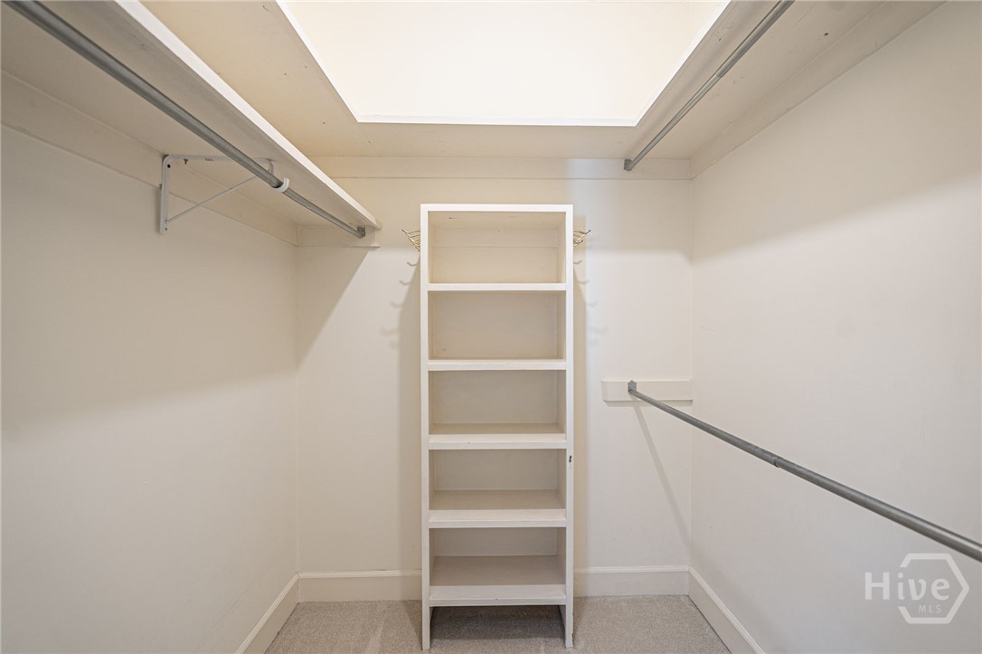 1 Bishopwood Court Property Photo 19