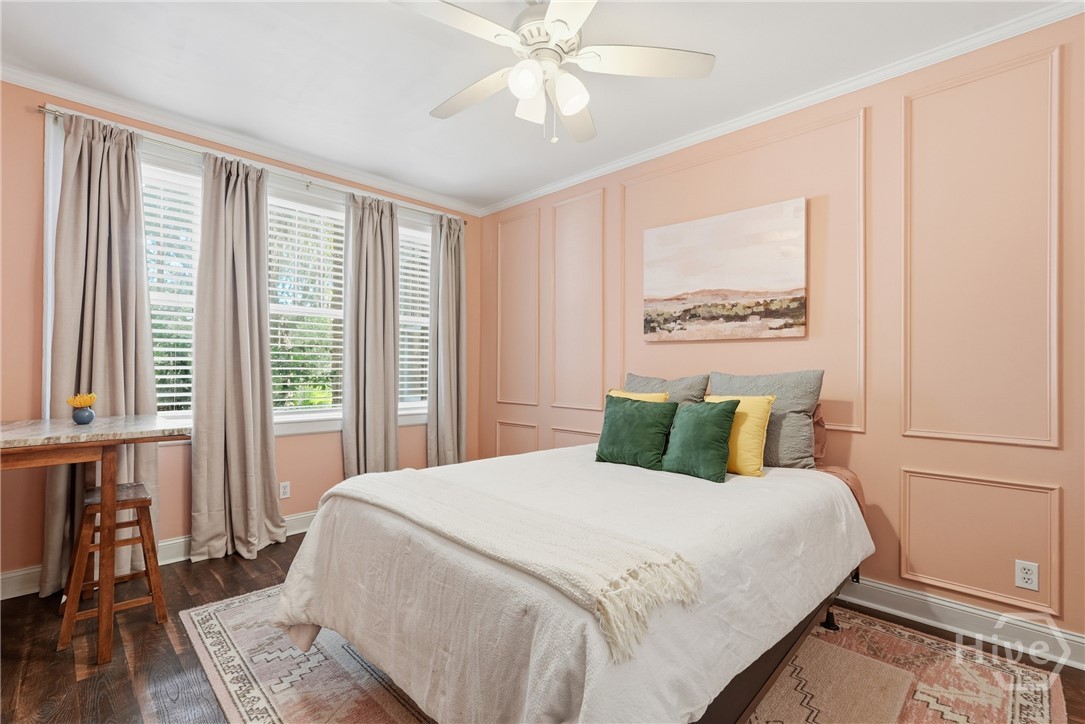 17 E 37th Street 3 Property Photo 1