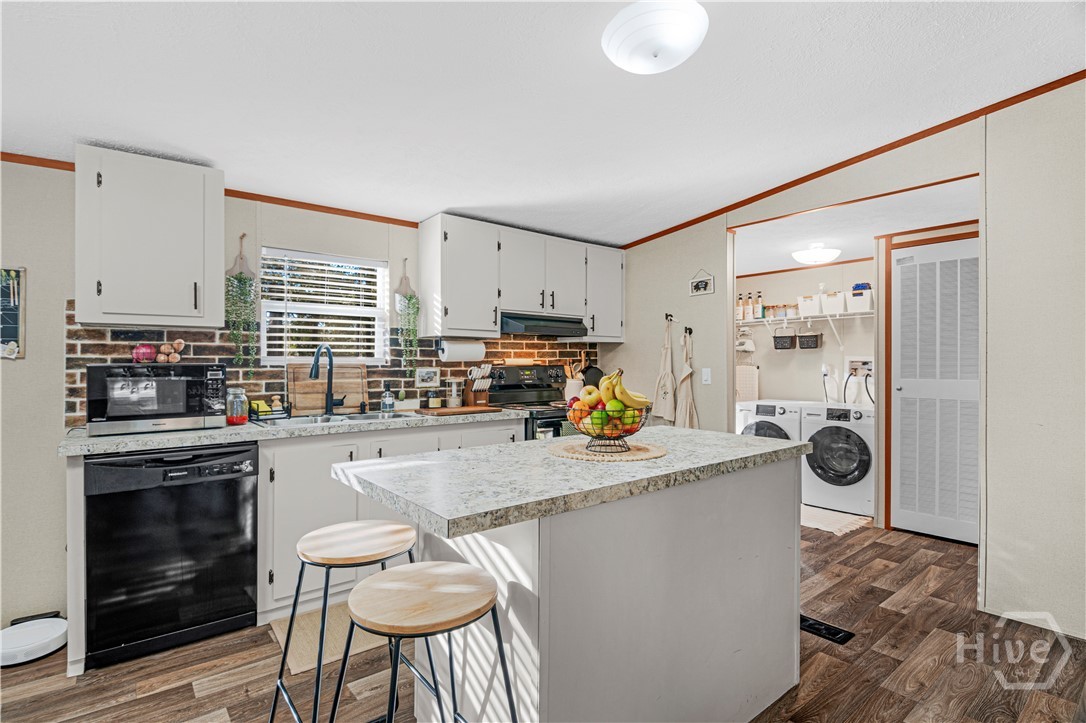 106 Rodman Road Property Photo 8