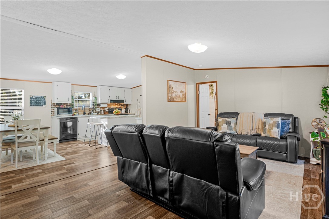 106 Rodman Road Property Photo 12