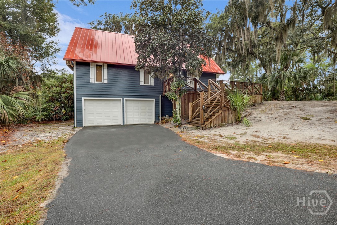 106 Eagles Nest Drive Property Photo 2