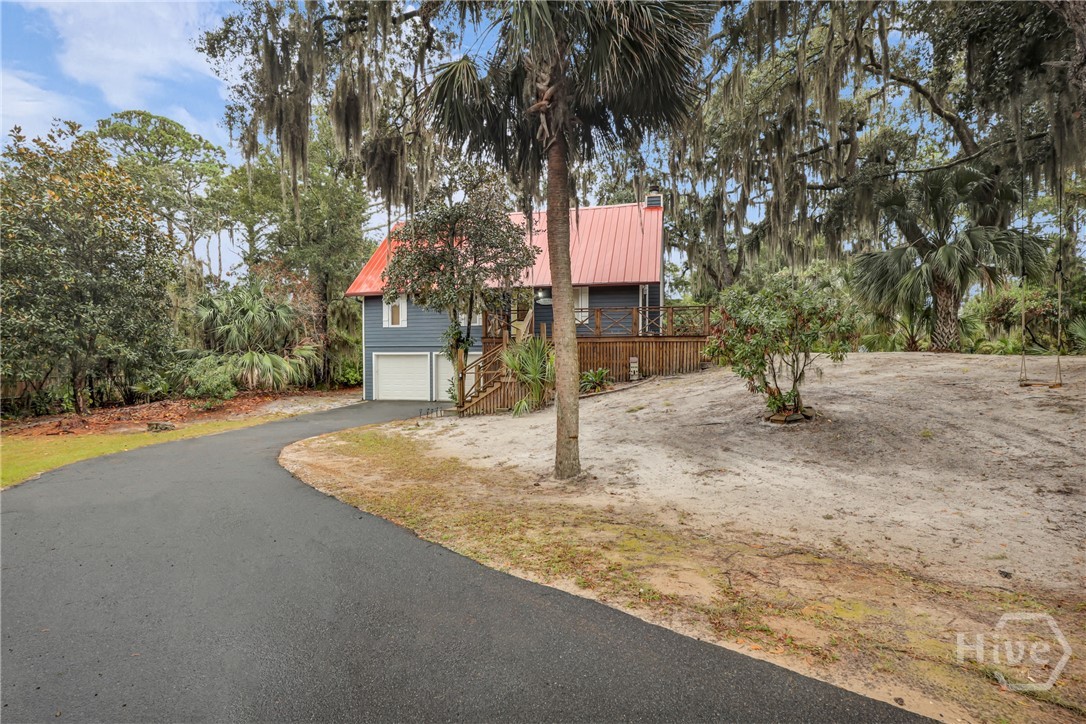 106 Eagles Nest Drive Property Photo 3
