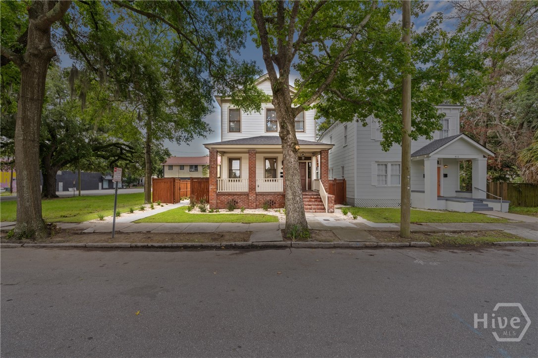 407 W 35th Street Property Photo 12