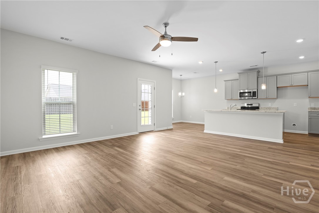 126 Exmoor Circle Property Photo 6
