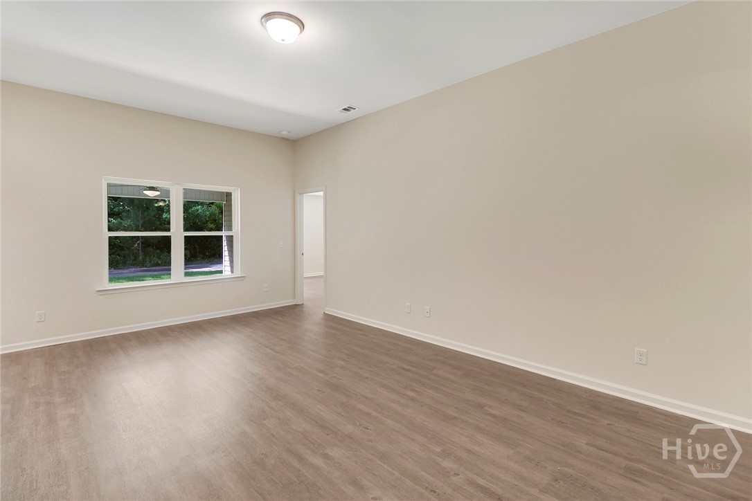 253 Willis Way Property Photo 8