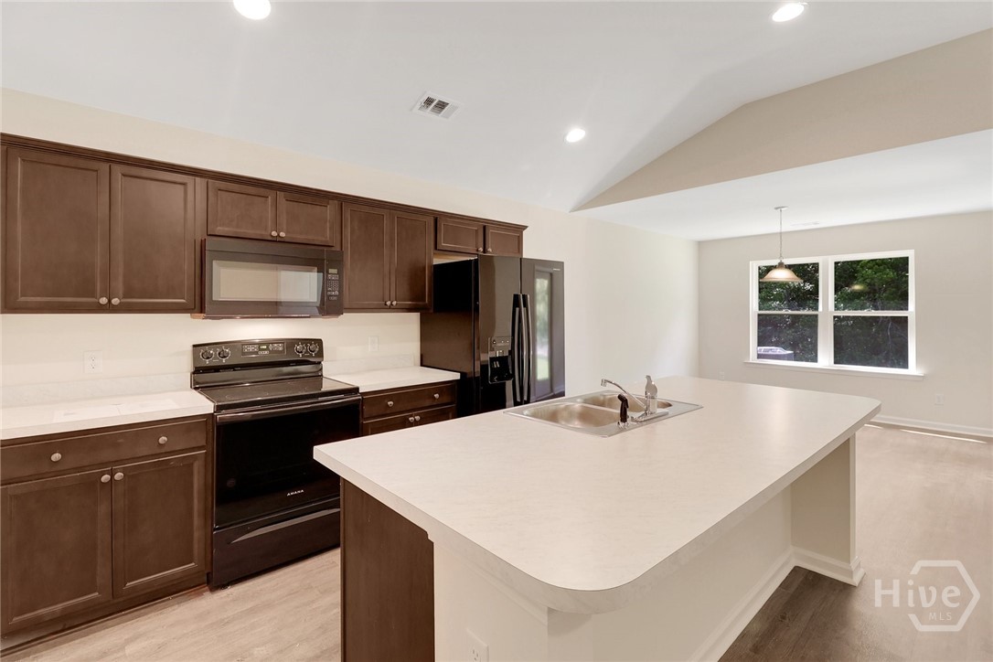253 Willis Way Property Photo 12