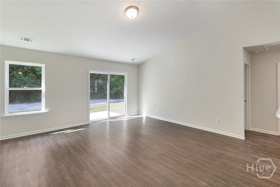 241 Willis Way Property Photo 13