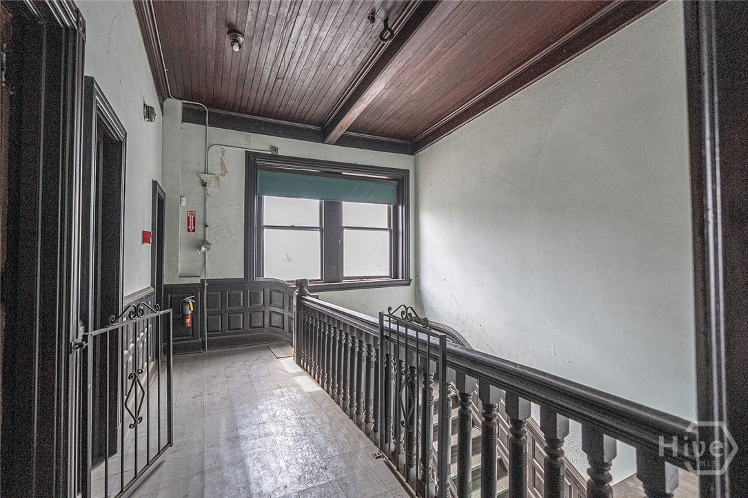 100 E Bay Street Property Photo 33