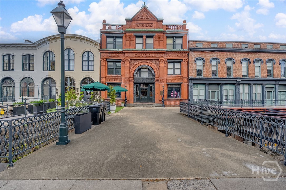 100 E Bay Street Property Photo 43