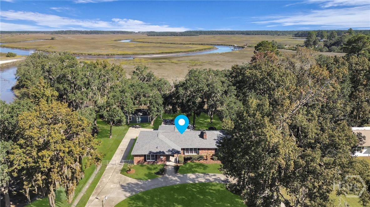1613 Lake Drive Property Photo 1