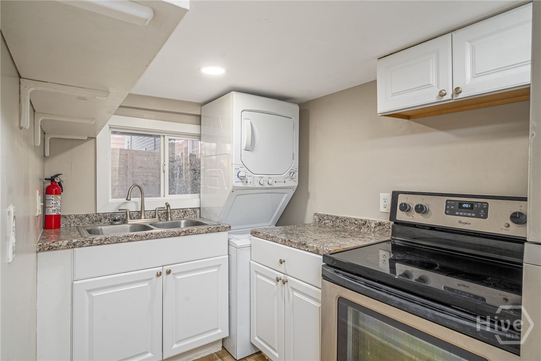 404 E 31st Street Property Photo 14