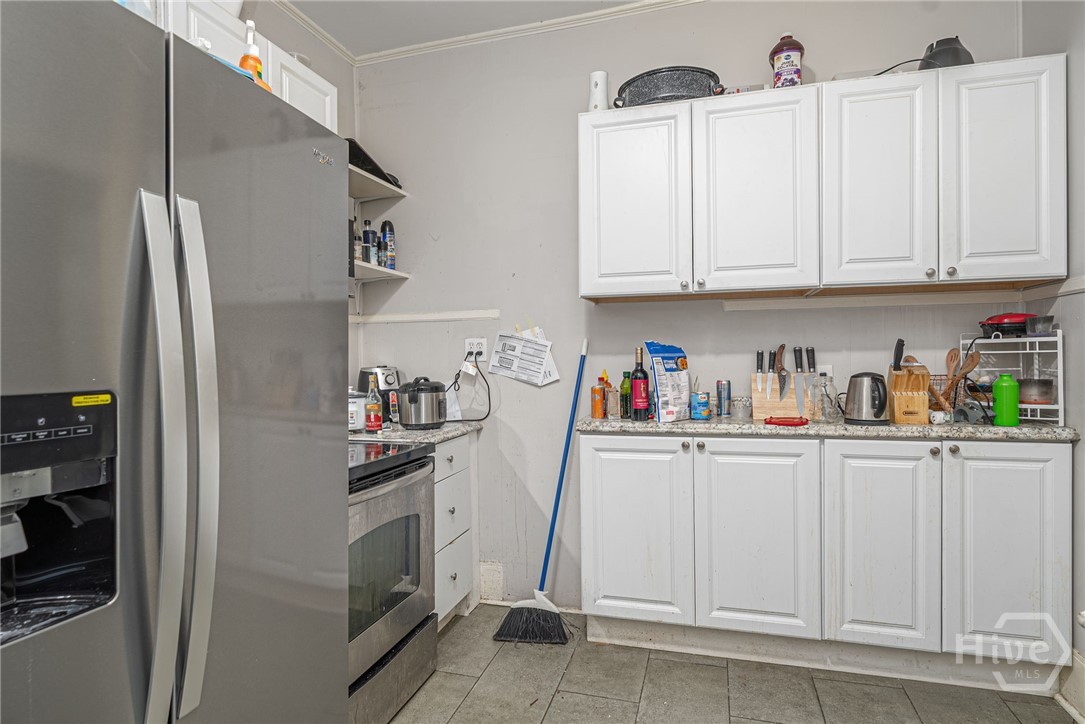 404 E 31st Street Property Photo 19