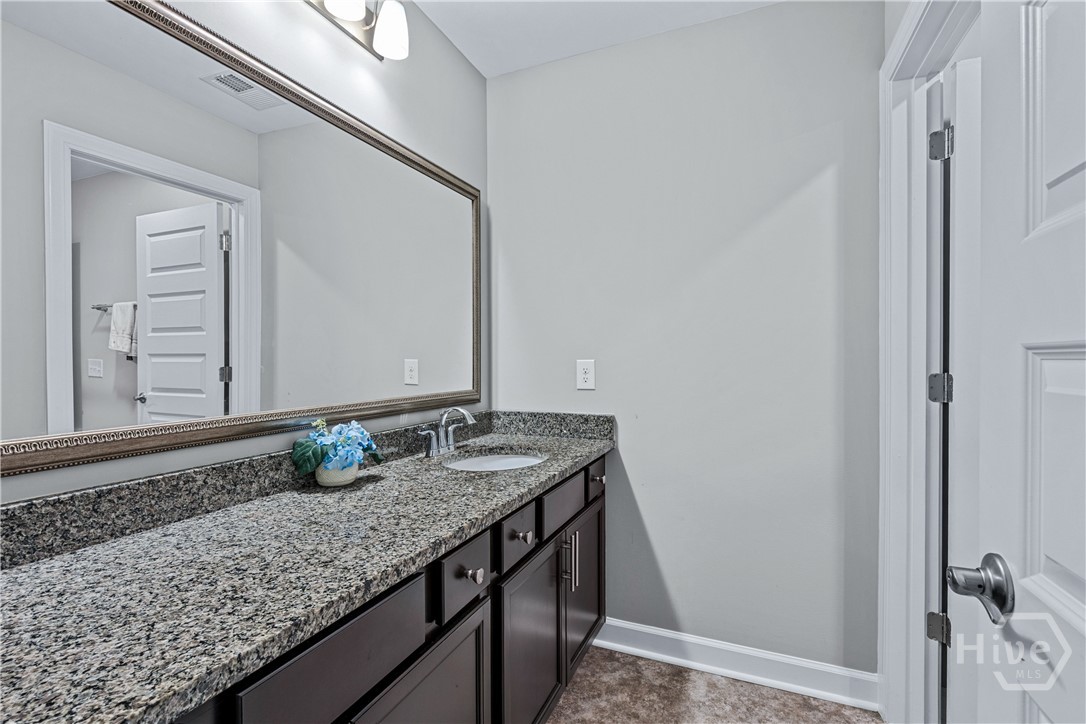 74 Winslow Circle Property Photo 29