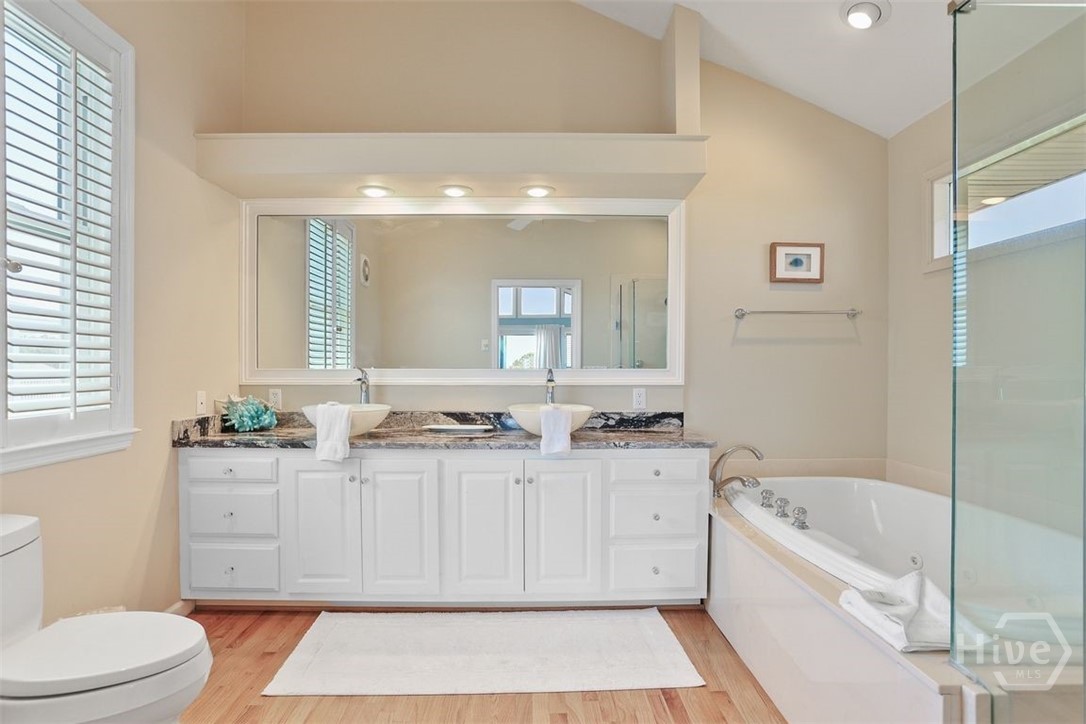 1 10th Street Property Photo 19