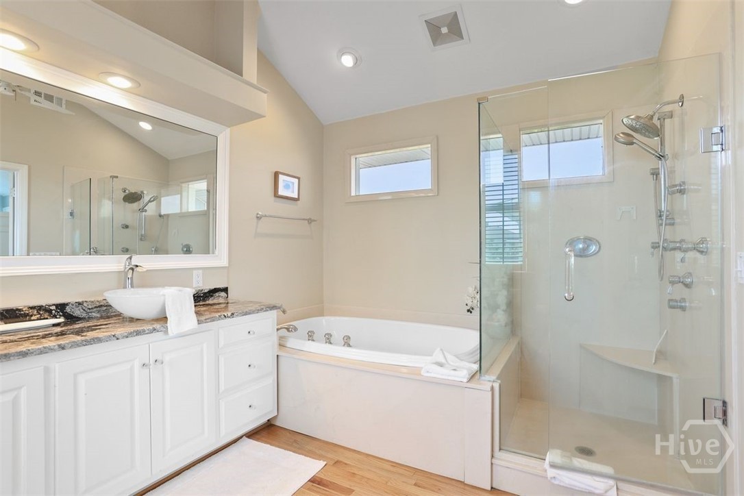 1 10th Street Property Photo 20