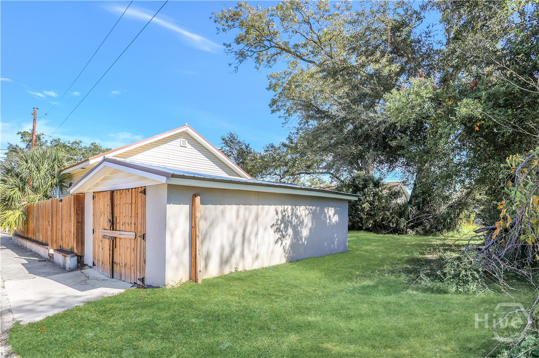 1225 Richards Street Property Photo 6
