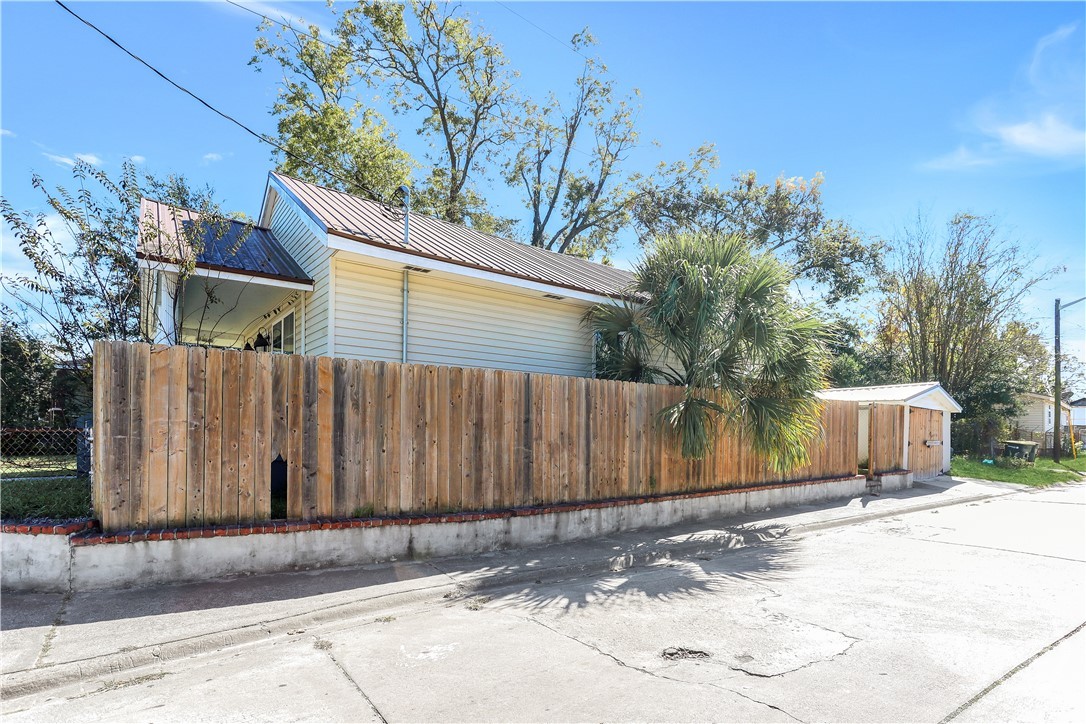 1225 Richards Street Property Photo 23