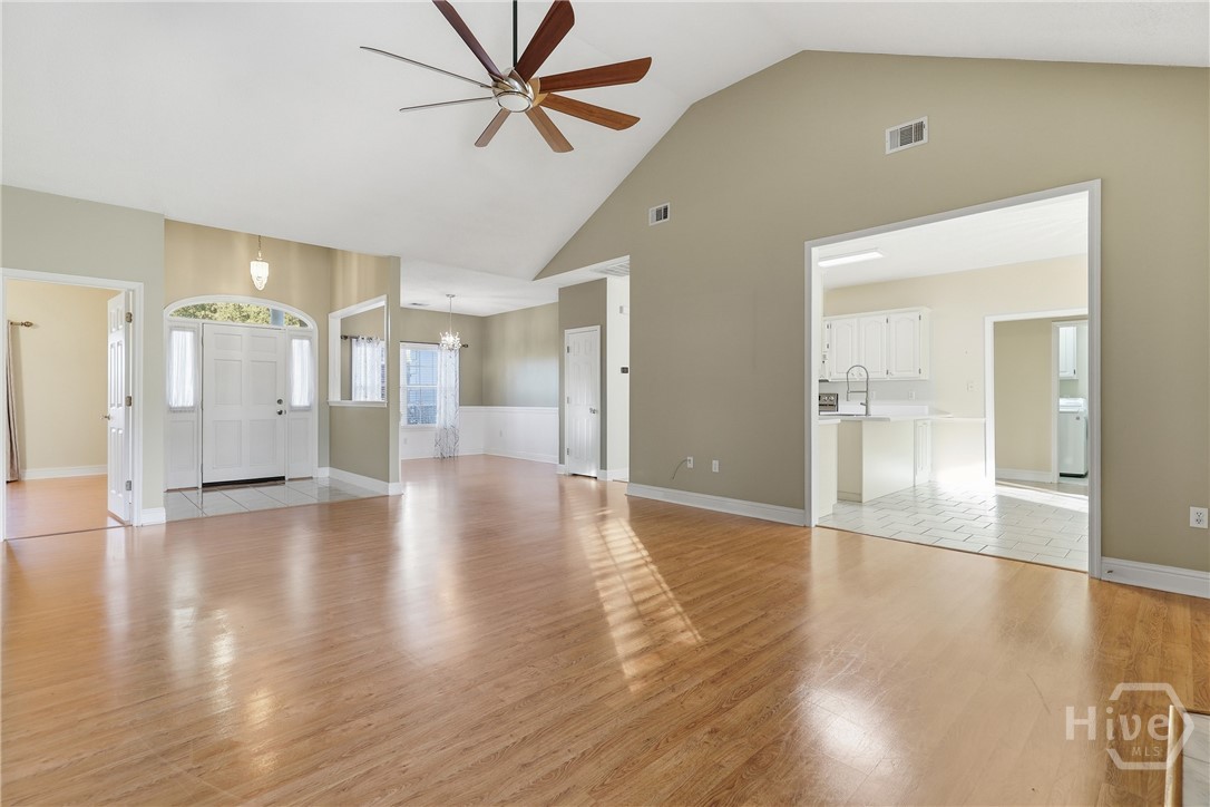 38 Westhampton Drive Property Photo 8