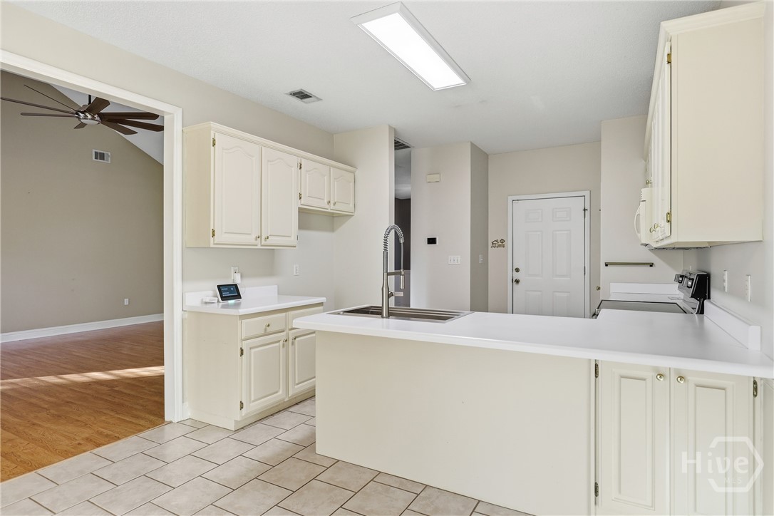 38 Westhampton Drive Property Photo 17