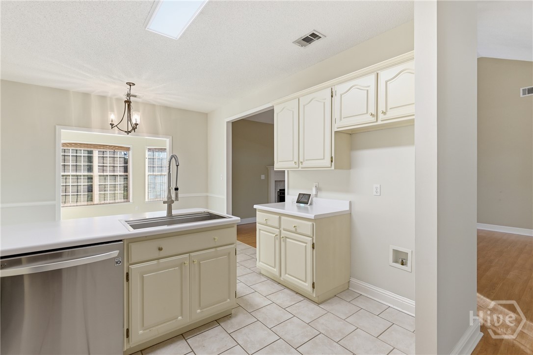 38 Westhampton Drive Property Photo 18