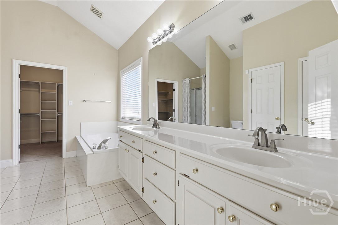 38 Westhampton Drive Property Photo 30