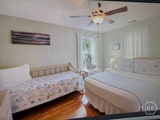 1701 Strand 2 Property Photo 17