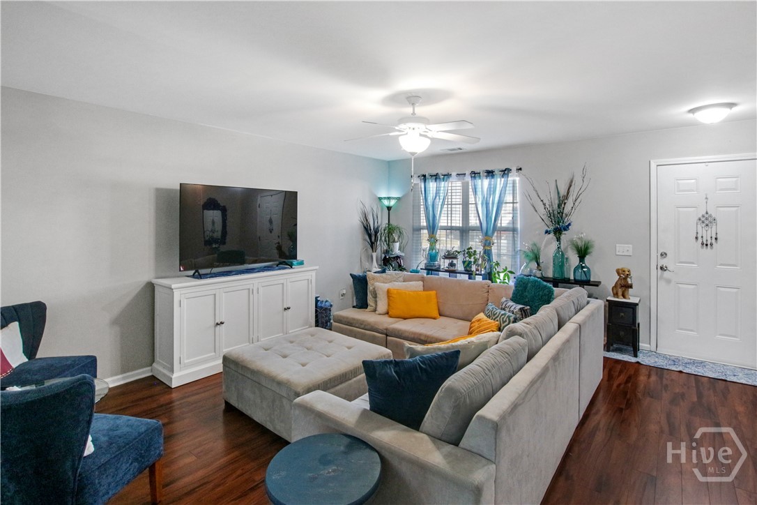 24 Transom Road Property Photo 5