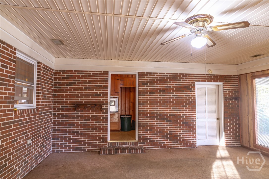 341 Azalea Avenue Property Photo 14