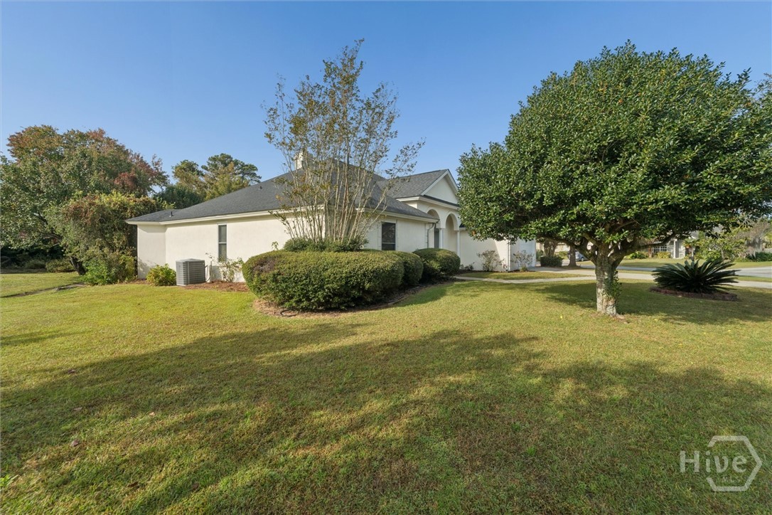 121 Summer Winds Drive Property Photo 3