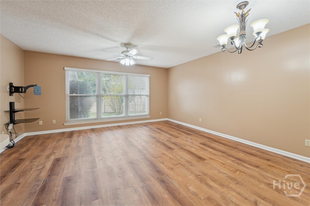 121 Summer Winds Drive Property Photo 17