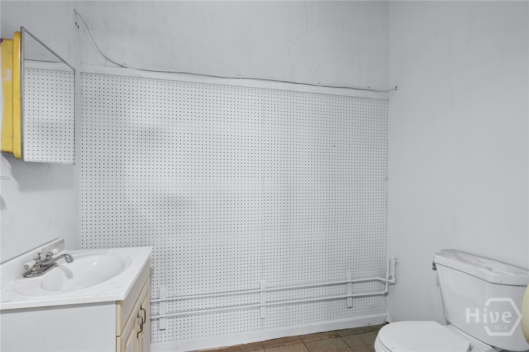 2203 Skidaway Road Property Photo 25
