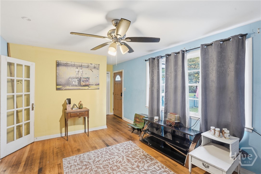 2016 Indiana Avenue Property Photo 17