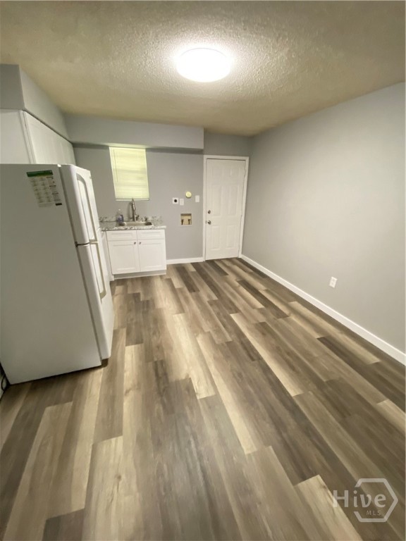 4909 Meding Street Property Photo 3