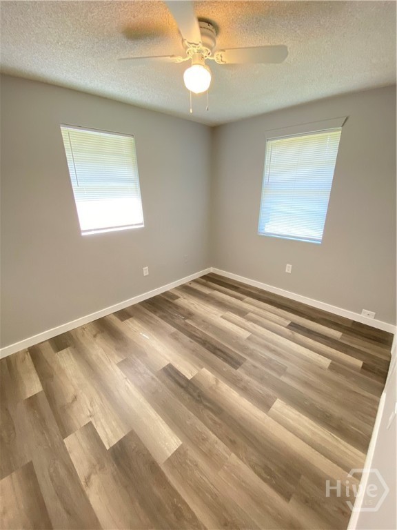 4909 Meding Street Property Photo 5
